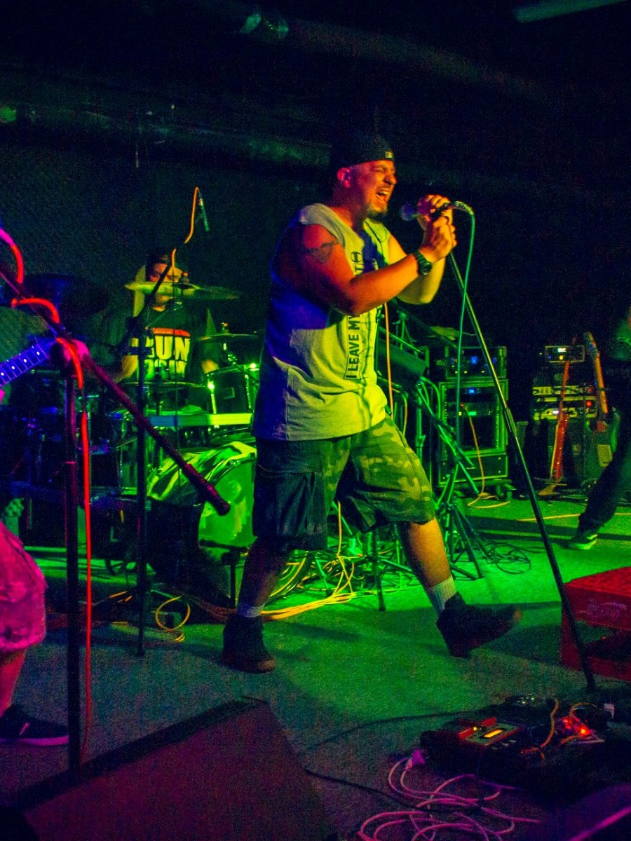 Klangor prezentuje klip z artystyczną symboliką do utworu&nbsp;„Podzieleni”