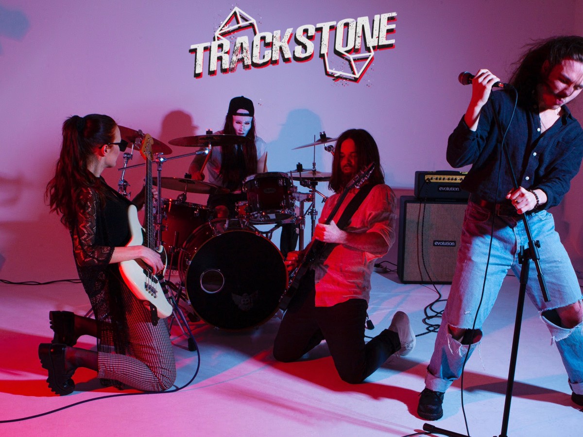 Trackstone