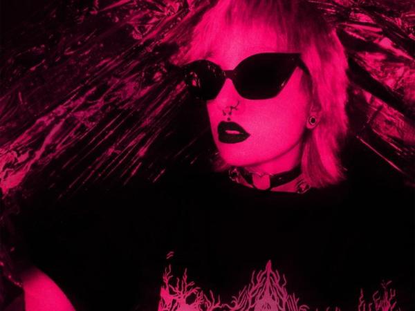 Natyourgirl  EP „stop hiding your&nbsp;feelings”