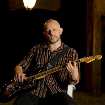 Odkryj „Strażników Galaktyki” – Nowy Singiel Jarosława&nbsp;Skrzypikrzesło